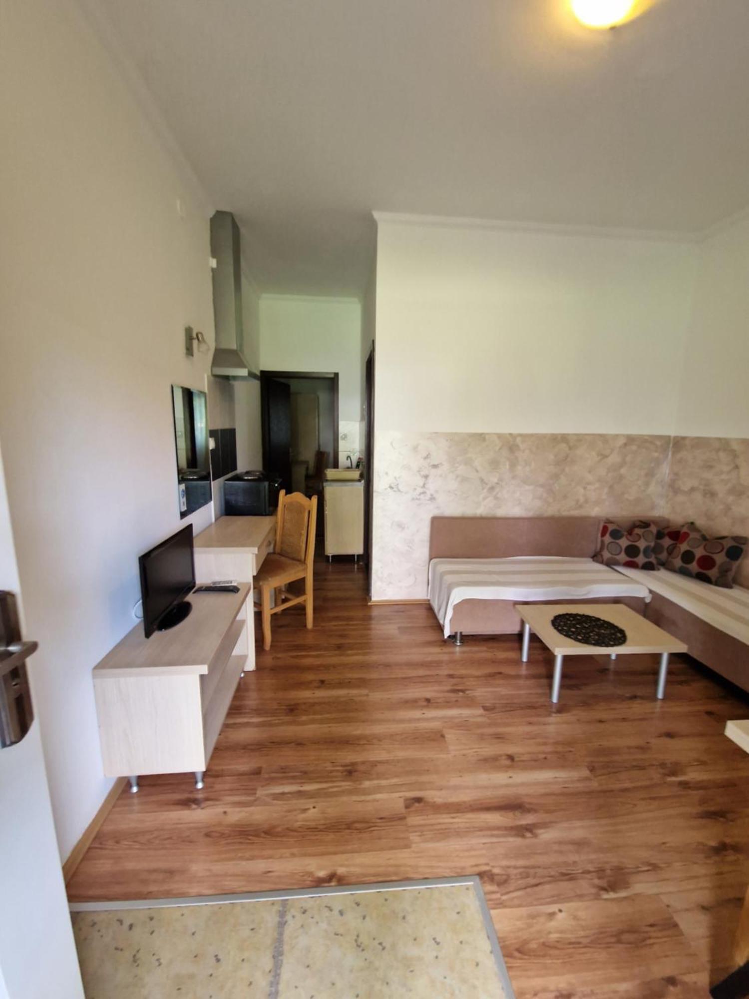Stars Palic Apartment Екстериор снимка