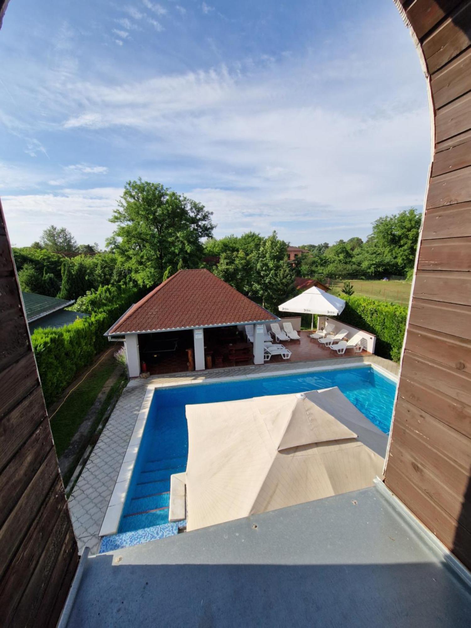 Stars Palic Apartment Екстериор снимка