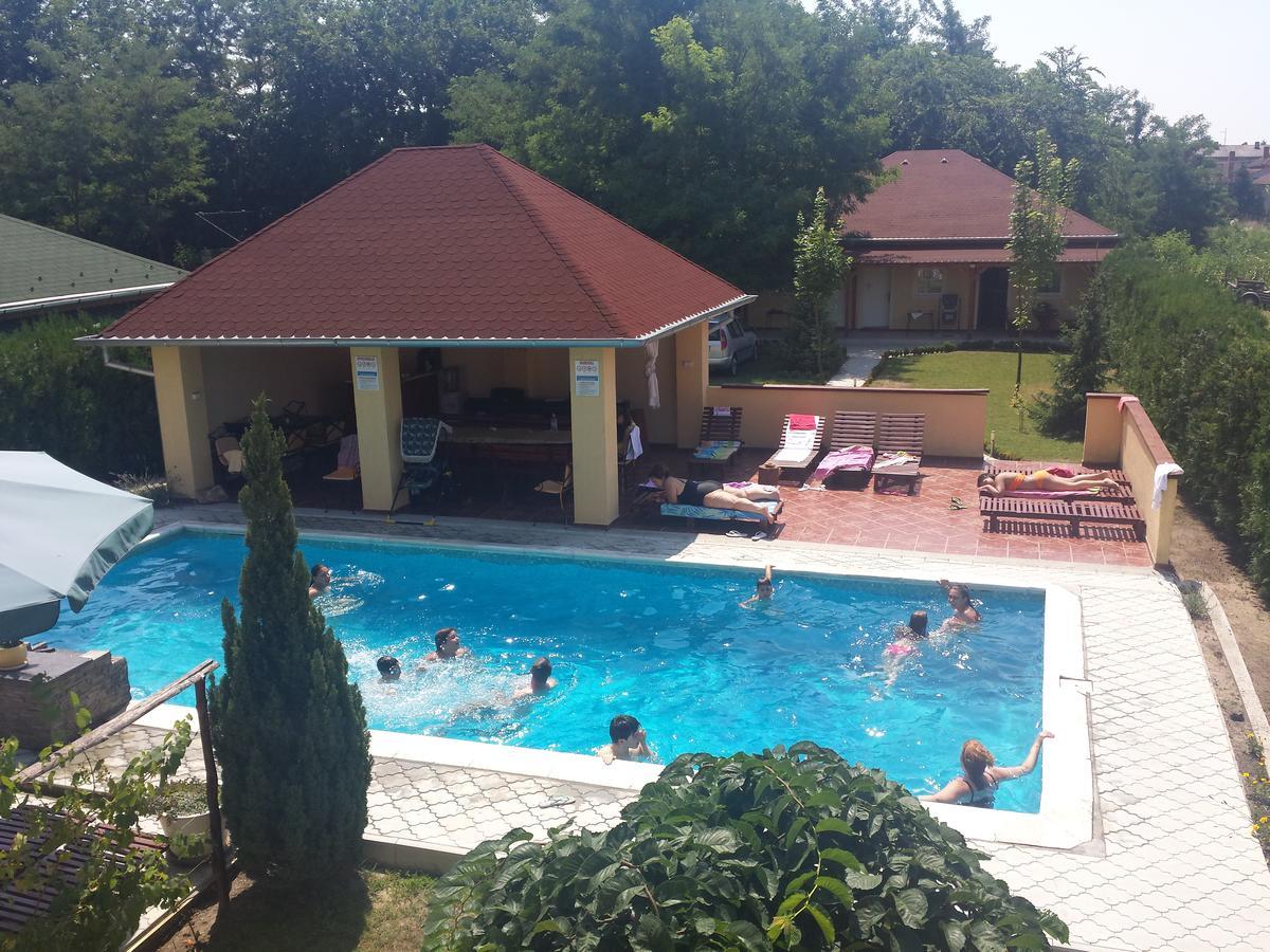 Stars Palic Apartment Екстериор снимка